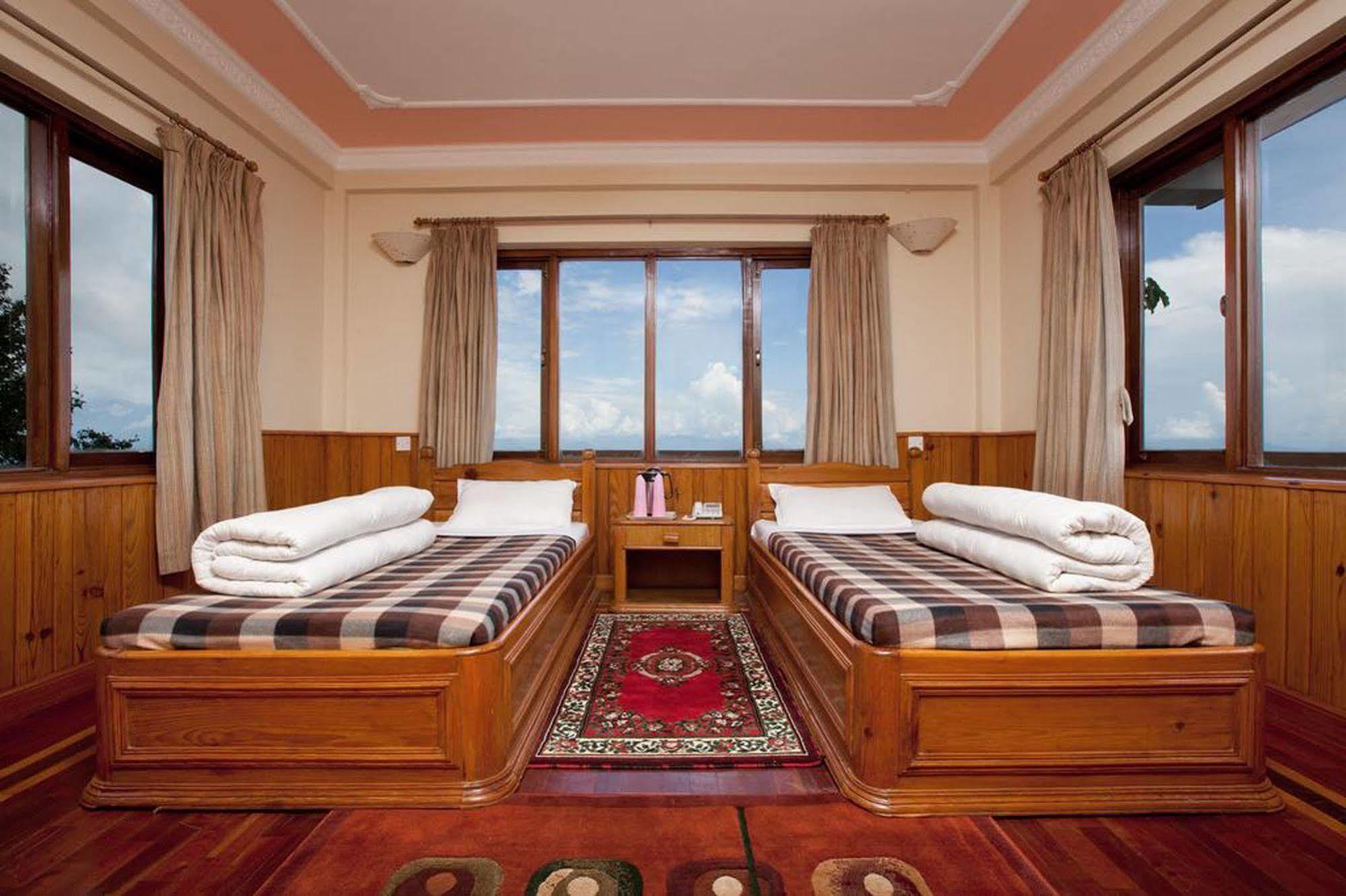 Nagarkot Sunshine Hotel Baluwapati Deupur Buitenkant foto
